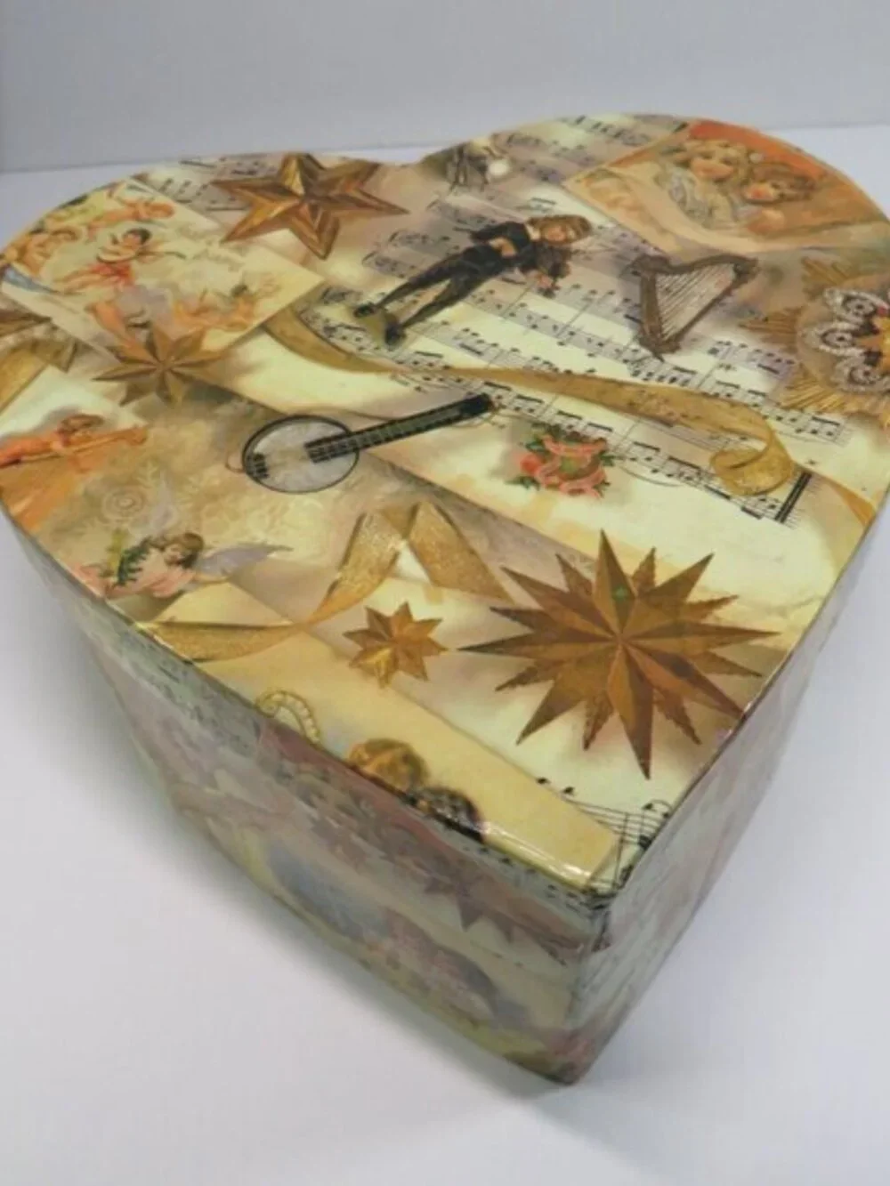 Vintage Music Lover Gift Bundle Heart Keepsake Box Mozart Bandana Violin Clipper